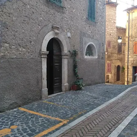 Cozy 40 Mins From Rome Acuto